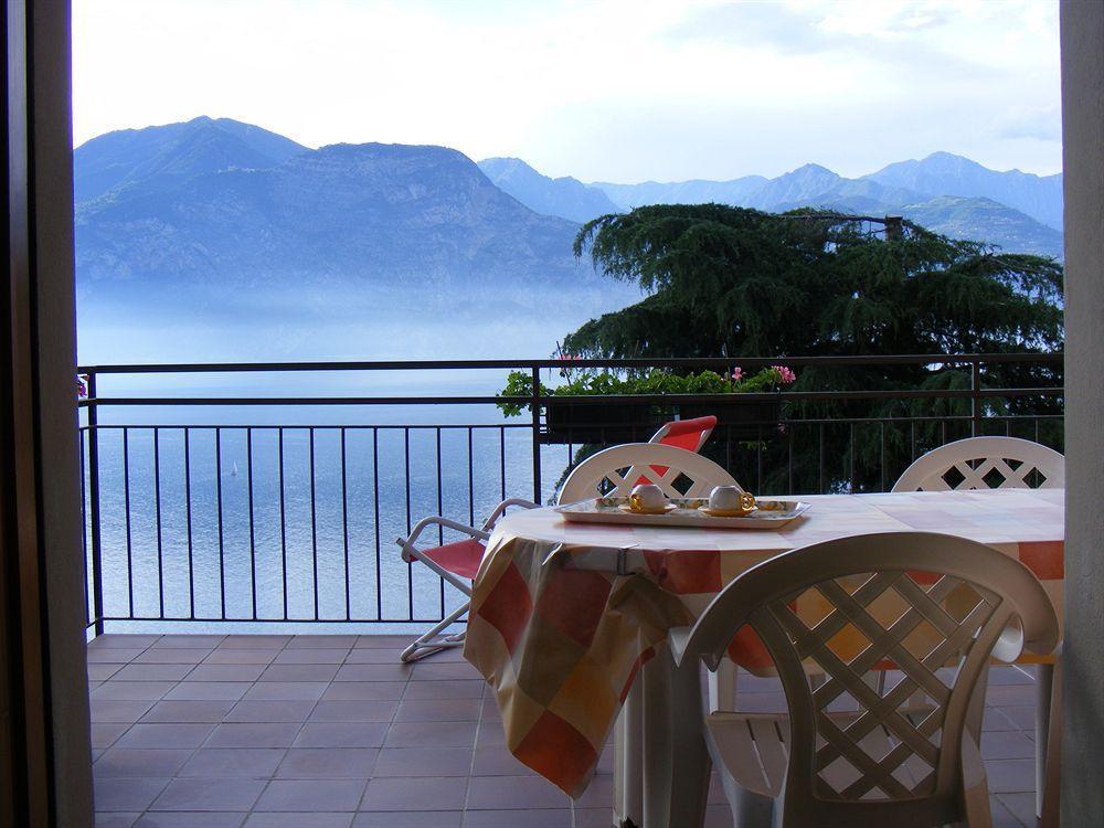 Casa Palmira Apartment Brenzone sul Garda Bagian luar foto